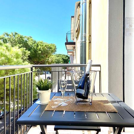 Apartamento Civico 148- Lido Di Jesolo - Per Famiglie Exterior foto